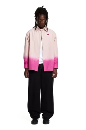 Chemise à carreaux teinte par immersion