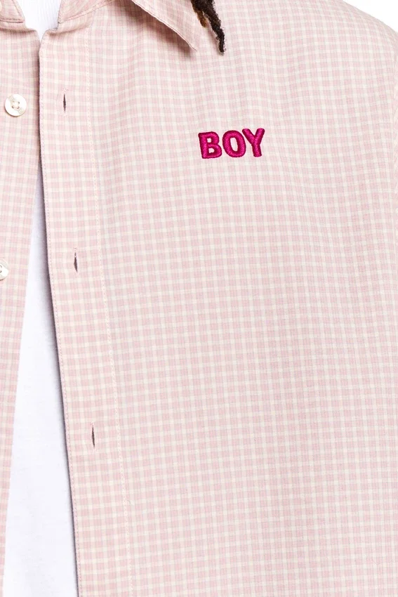 Chemise à carreaux teinte par immersion