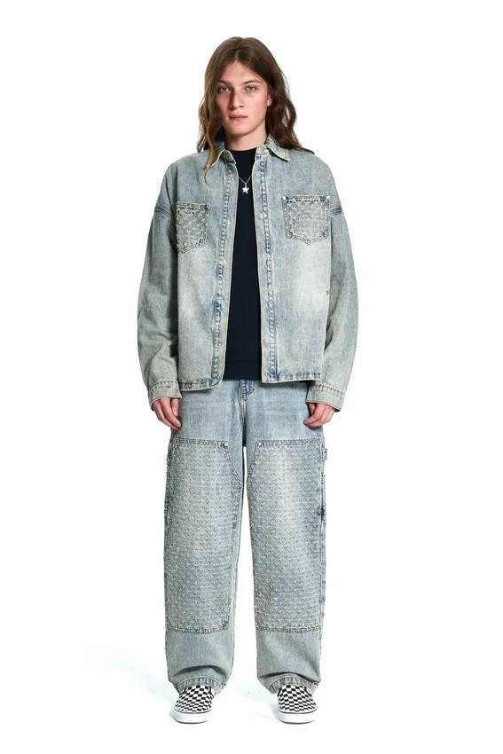 Pantalon en denim vieilli au laser