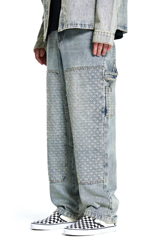 Pantalon en denim vieilli au laser