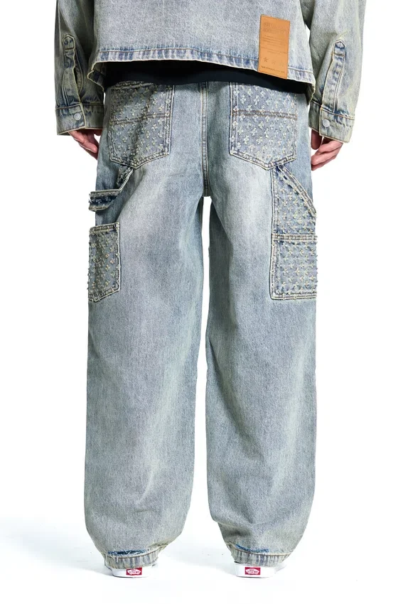 Pantalon en denim vieilli au laser