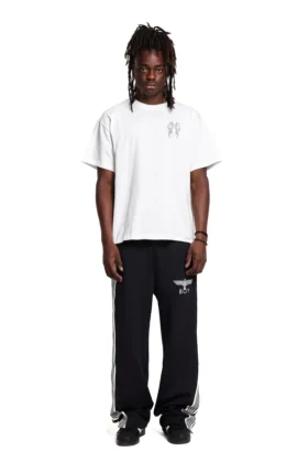 T-shirt Foot Print